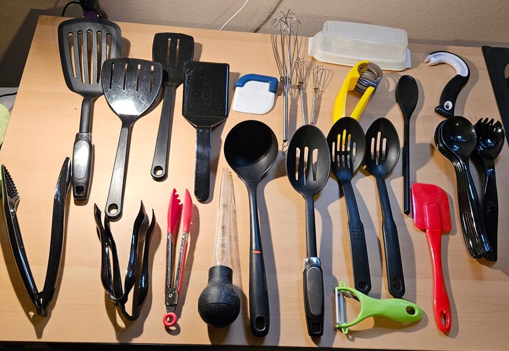 Huge Kitchen Utensil Set Mixed Lot Kitchen Gadgets Spatulas Tongs Whisks